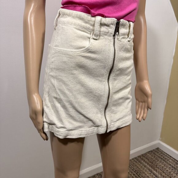 American Eagle Zip Up Corduroy Mini Skirt Super Hi-Rise A-Line Stretch Sz 0 - Picture 3 of 10